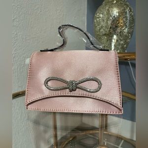 Top handle bag pink   Removable adjustable crossbody strap